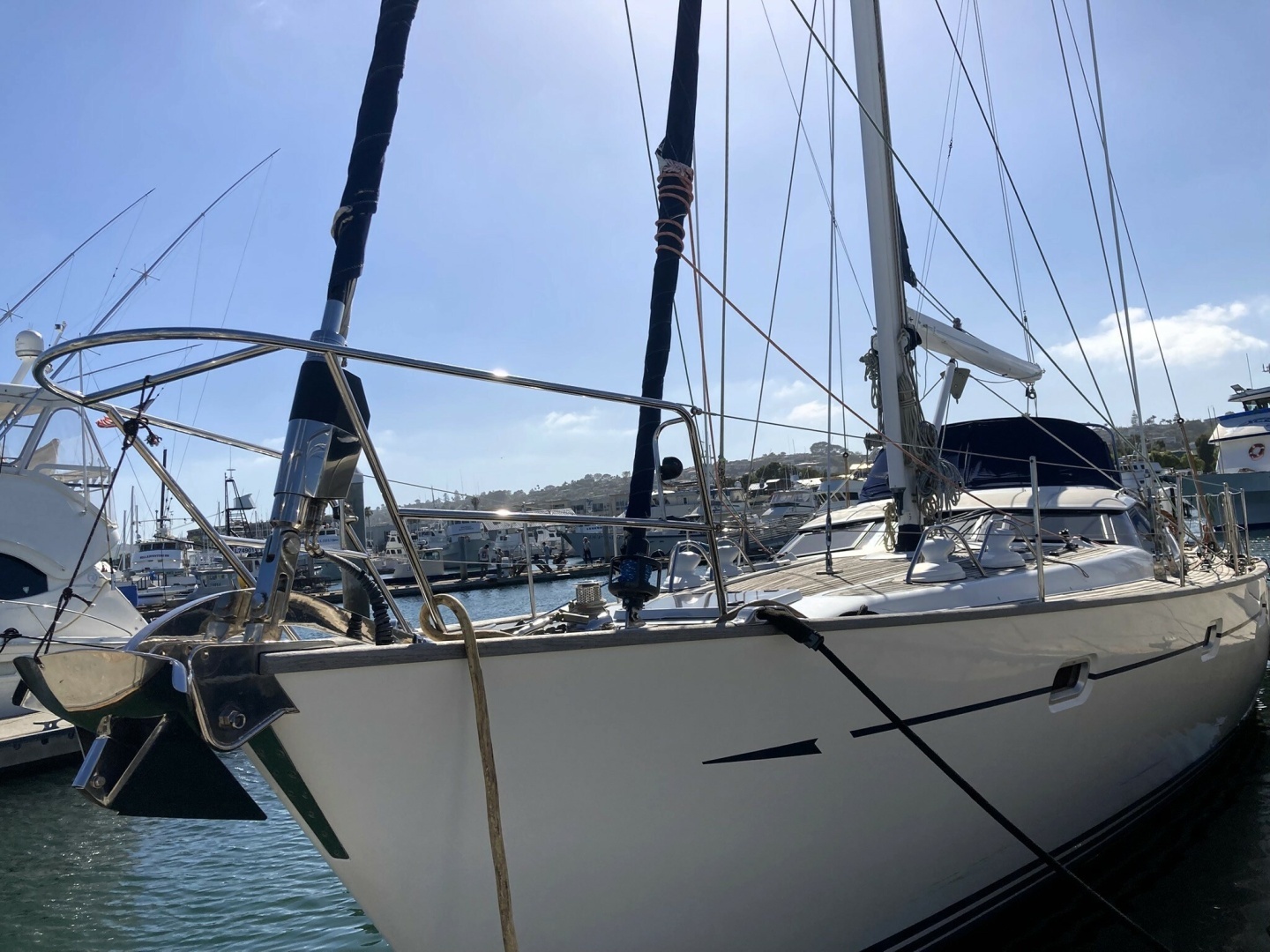 Oyster 56 Deck Saloon Yacht For Sale
