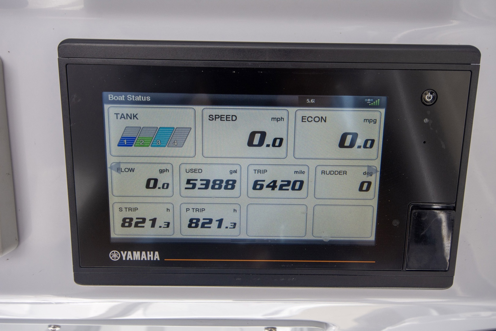 2019 Everglades 340 Dual Console