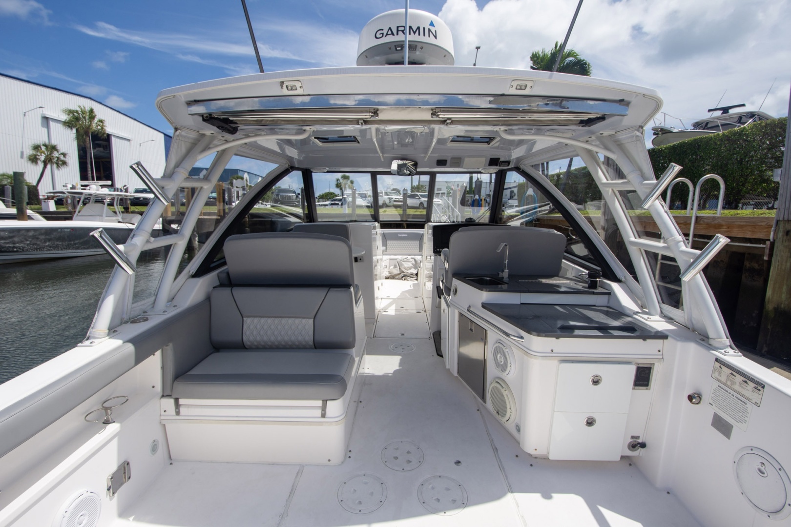 2019 Everglades 340 Dual Console