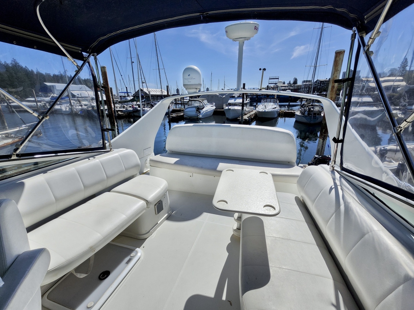 2007 Carver 36 Mariner