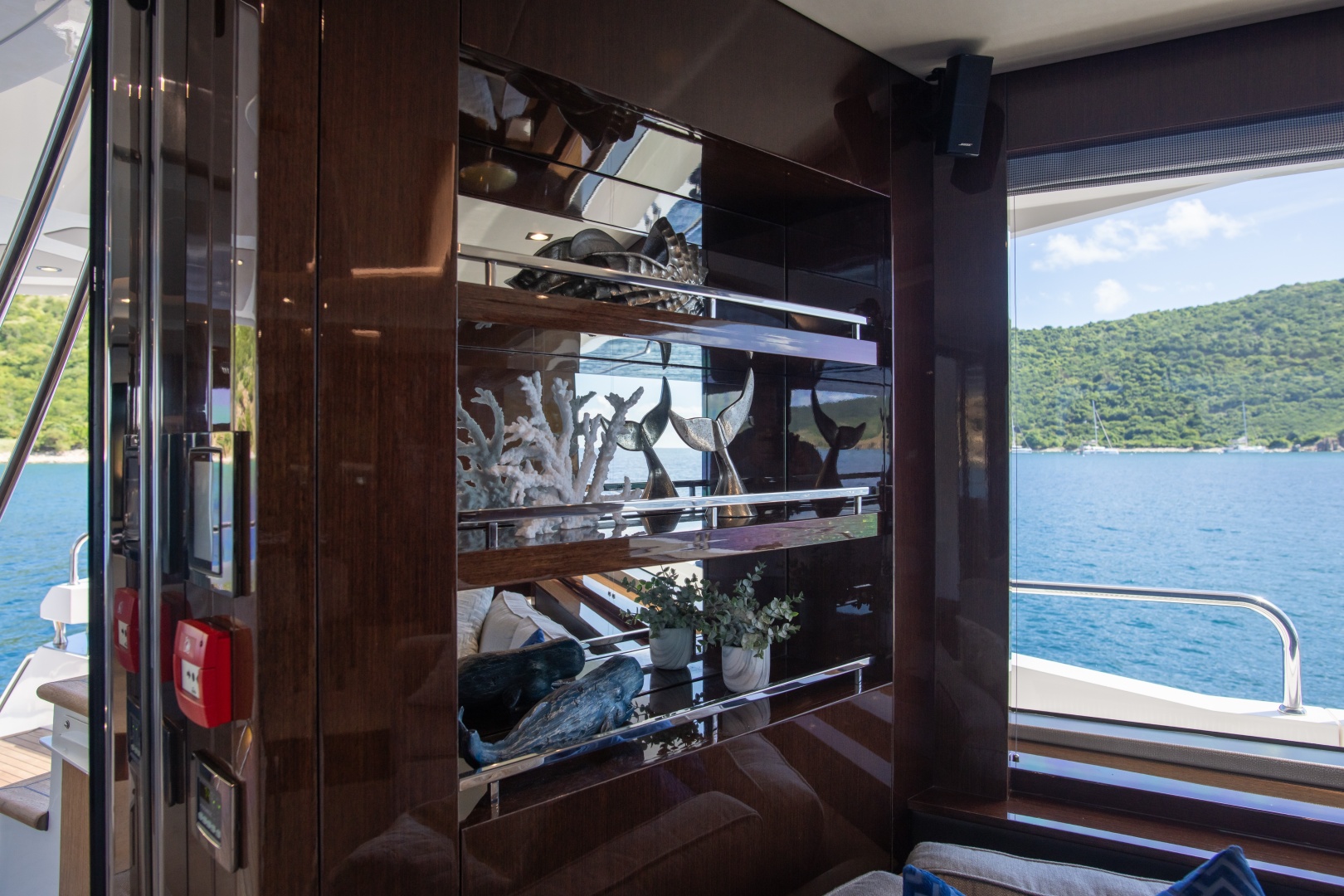 2017 Sunseeker 86 Yacht