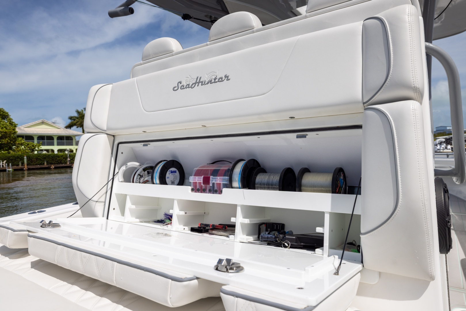 2025 SeaHunter 30 Floridian