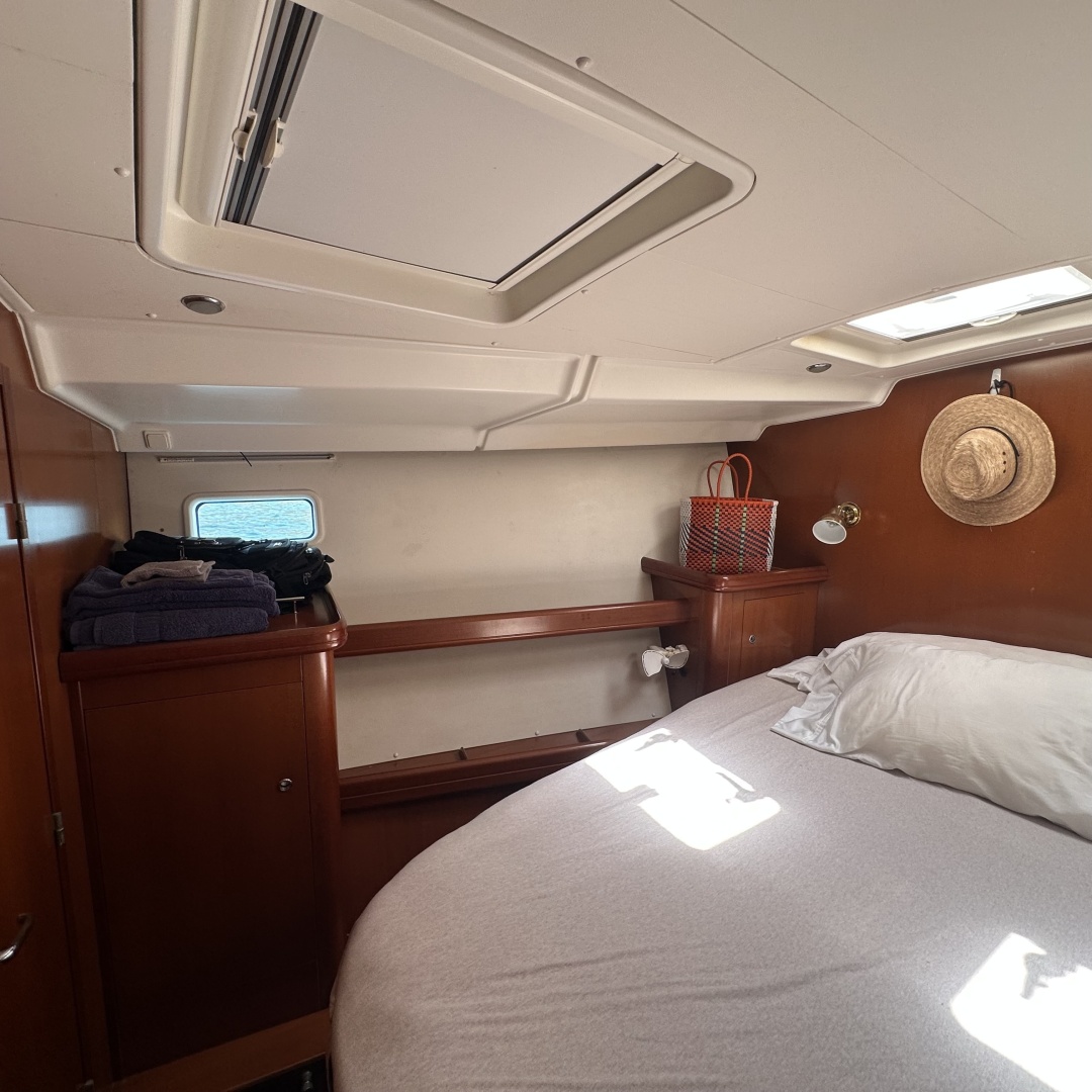 Roxxy 53ft Beneteau Yacht For Sale