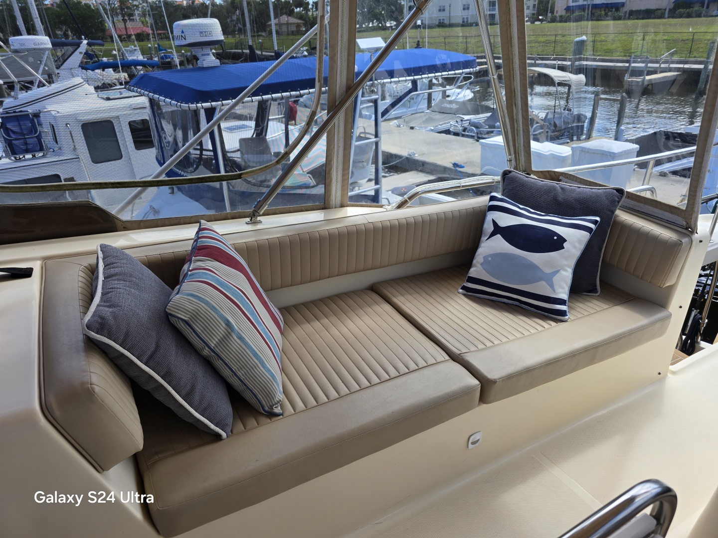 Sol Mate 40ft Mainship Yacht For Sale