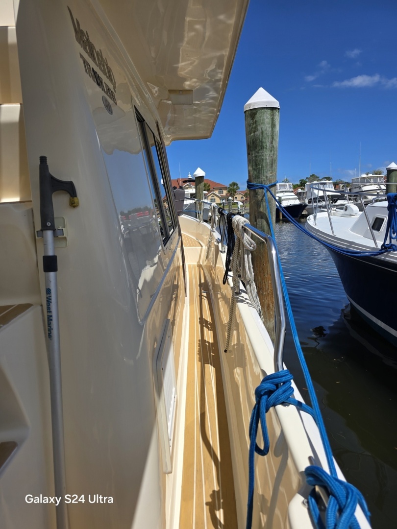 Sol Mate 40ft Mainship Yacht For Sale