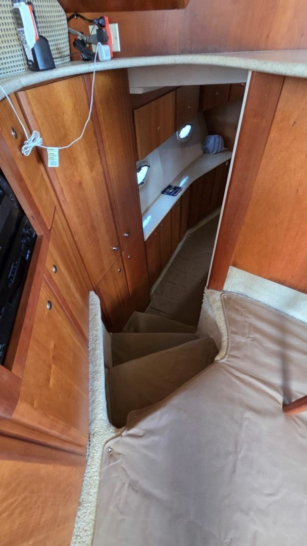 Golden Opportunity 44ft Silverton Yacht For Sale Golden Opportunity 44ft Silverton Yacht For Sale