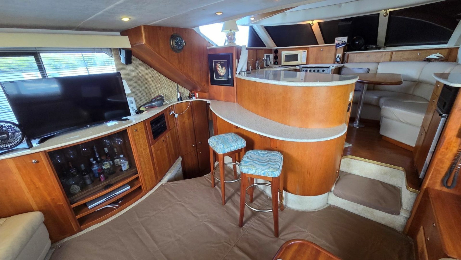 Golden Opportunity 44ft Silverton Yacht For Sale Golden Opportunity 44ft Silverton Yacht For Sale