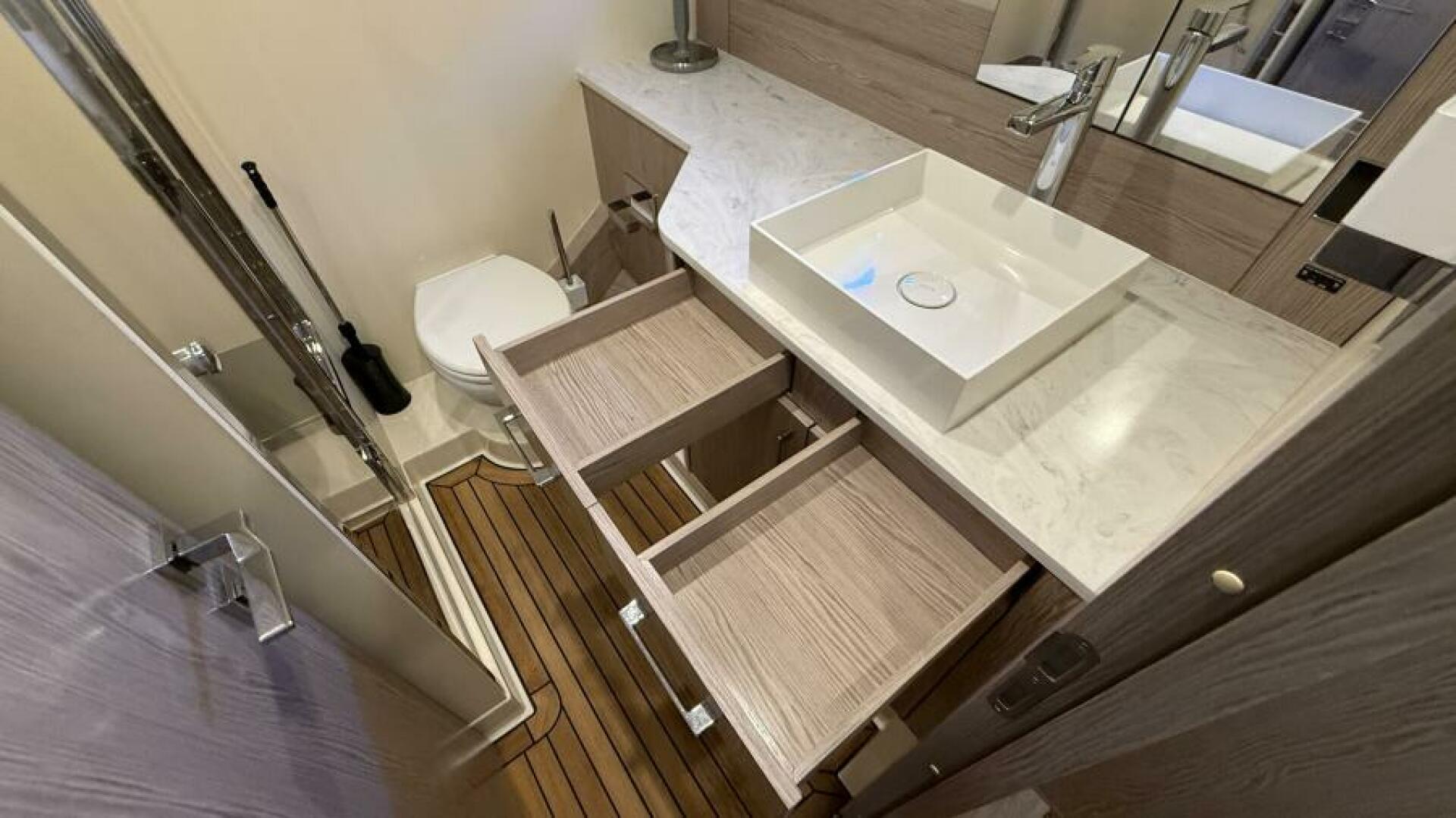 Best Day Ever 58ft Sirena Yacht For Sale Best Day Ever 58ft Sirena Yacht For Sale