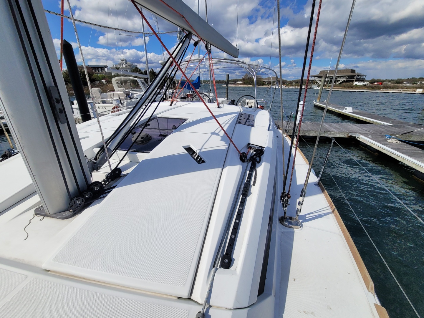 Lifeline 44ft Jeanneau Yacht For Sale