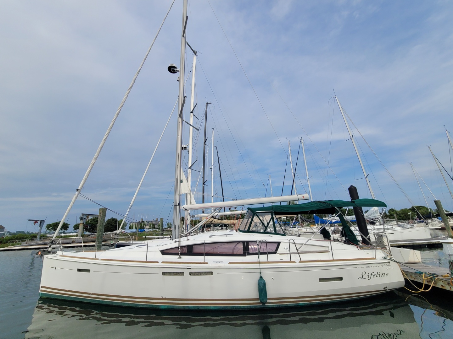 Lifeline 44ft Jeanneau Yacht For Sale Lifeline 44ft Jeanneau Yacht For Sale