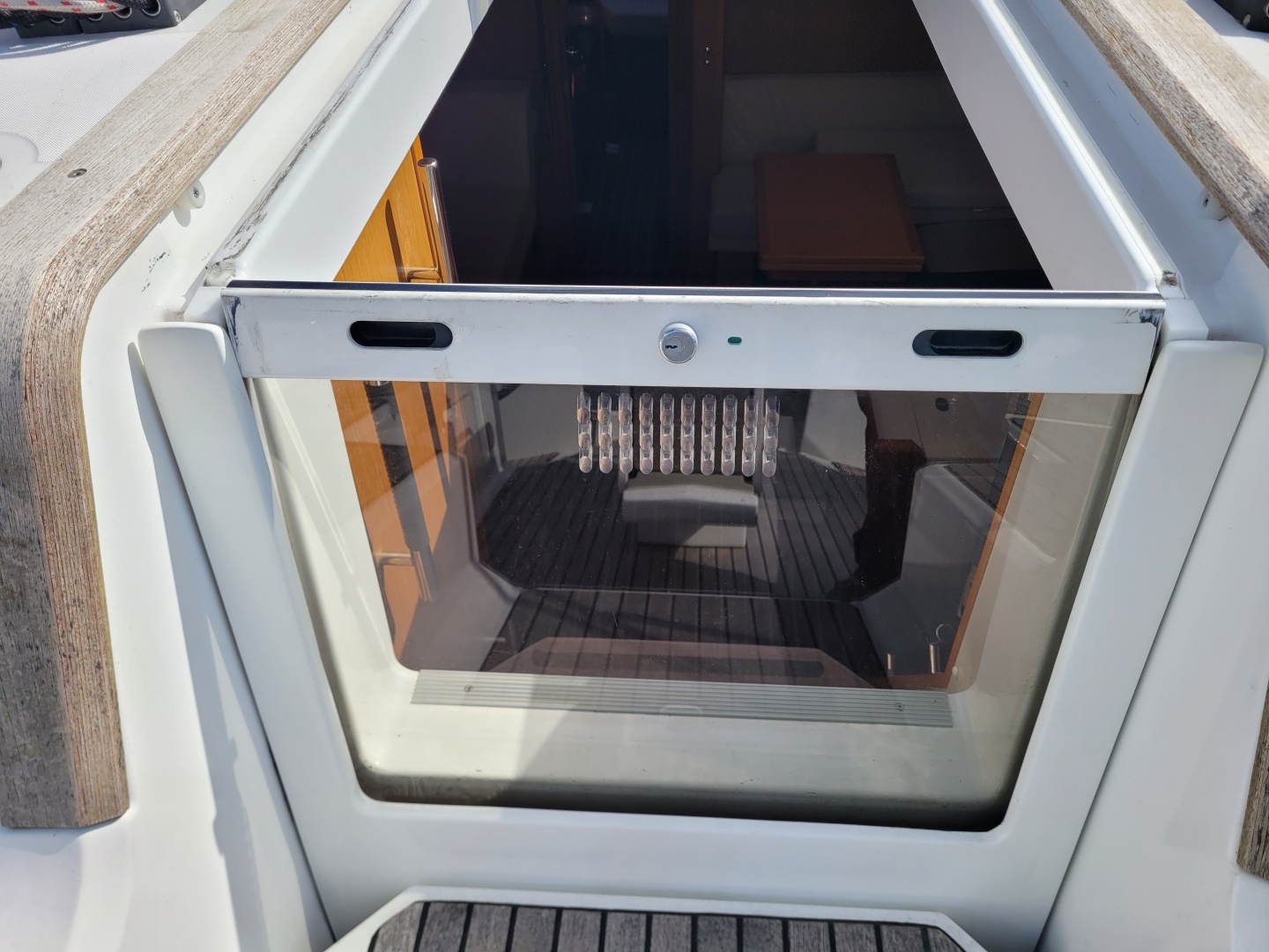 Lifeline 44ft Jeanneau Yacht For Sale