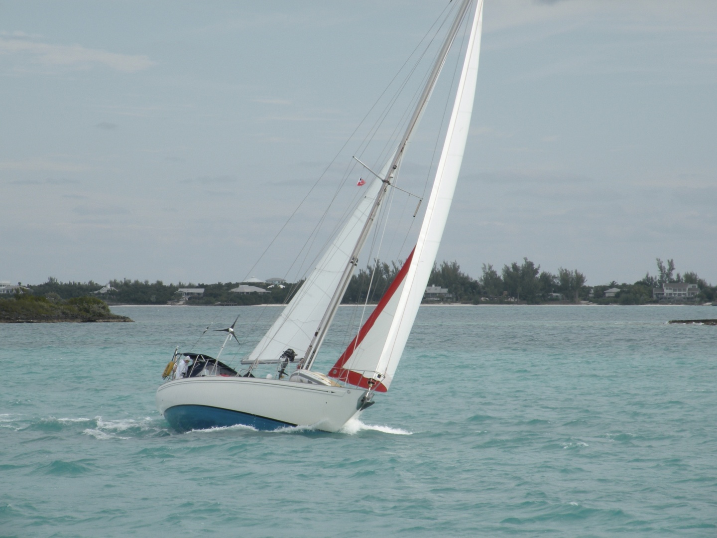 41' Rival under sail1