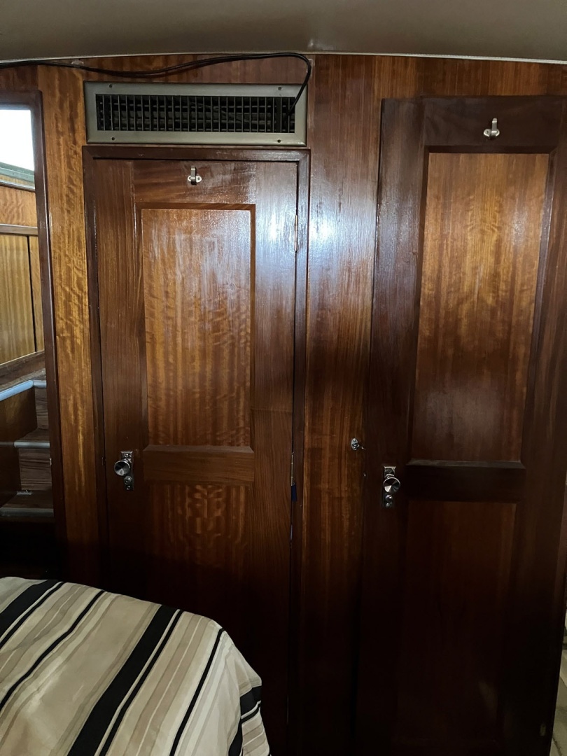 1972 Hatteras Double Cabin