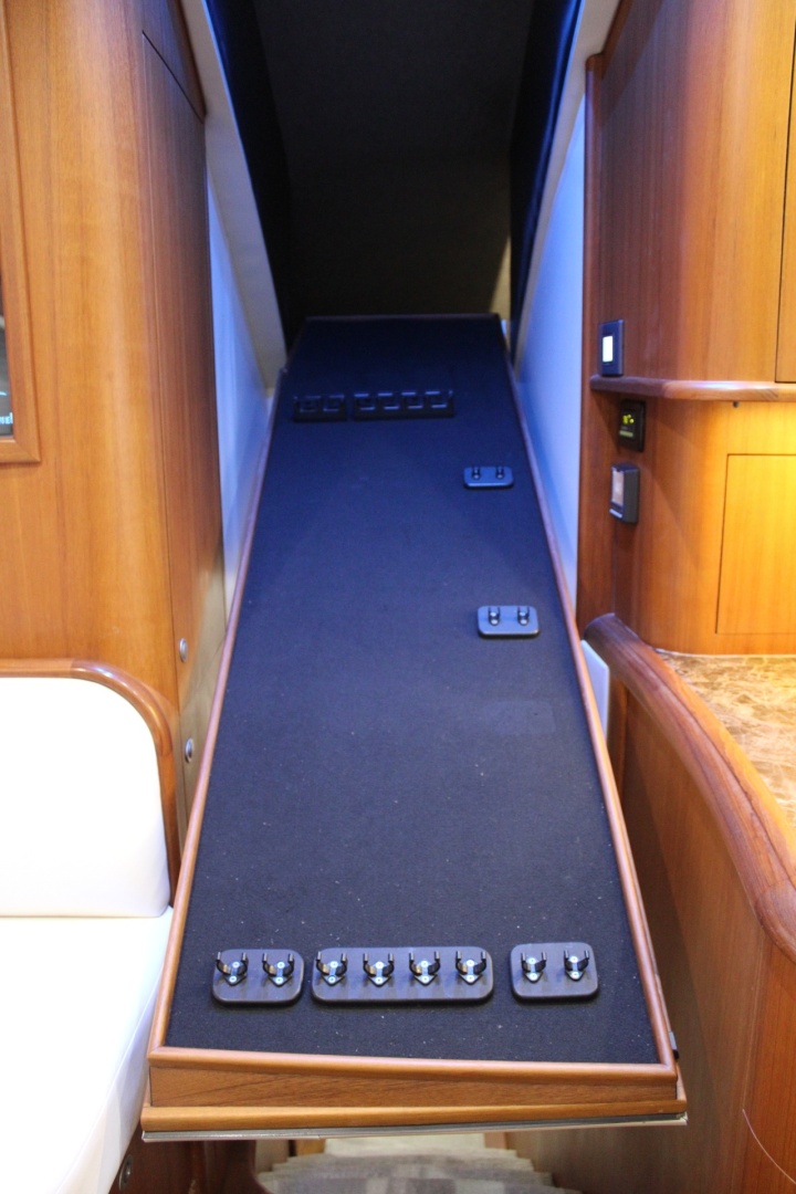 67ft F amp S Yacht For Sale