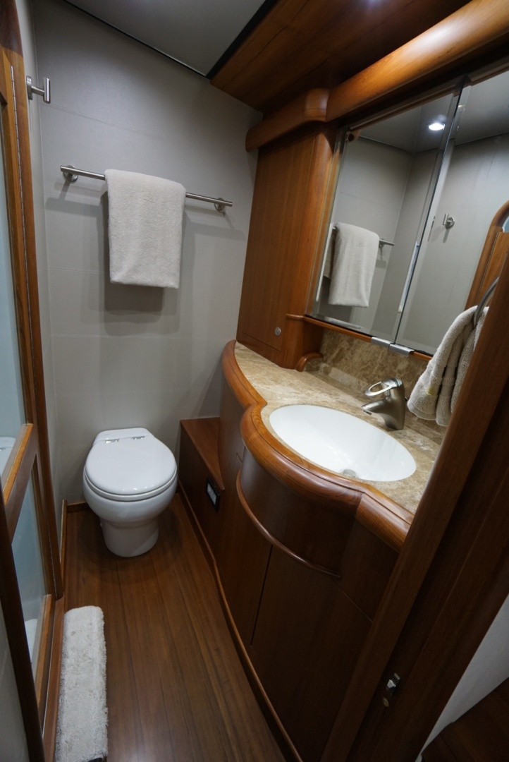67ft F amp S Yacht For Sale