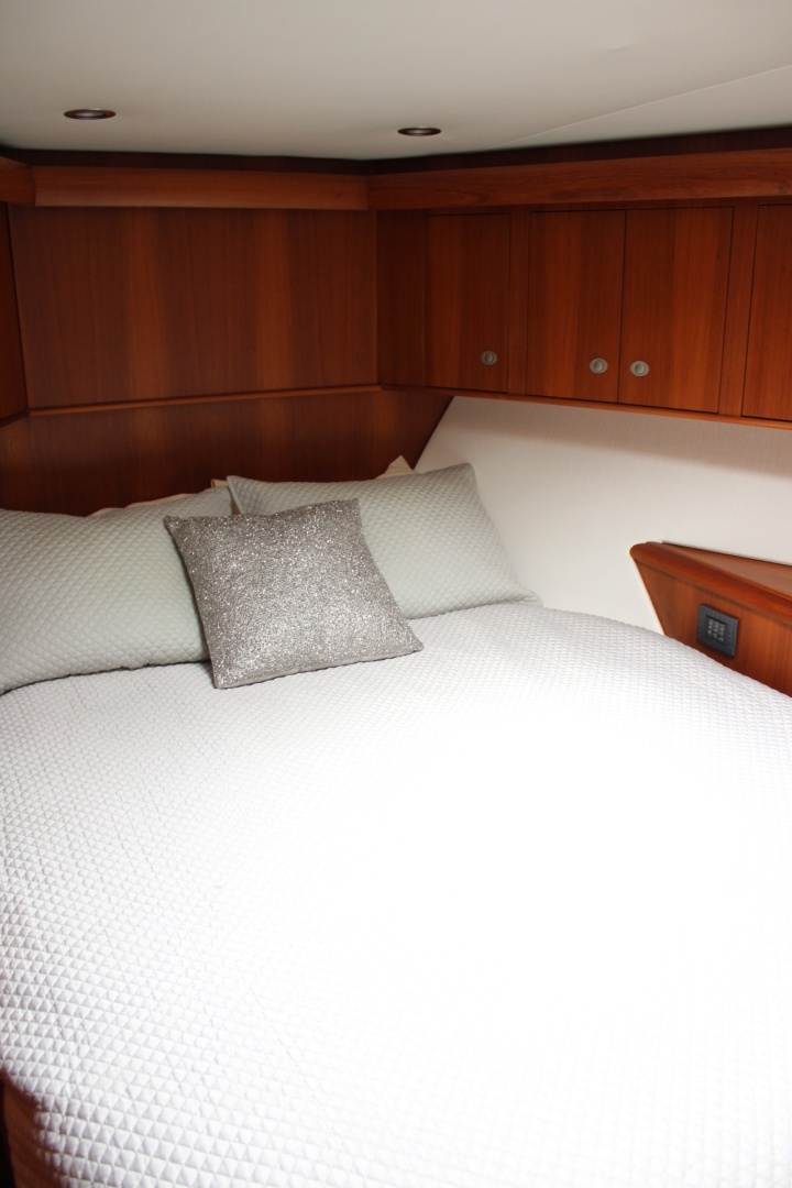 67ft F amp S Yacht For Sale