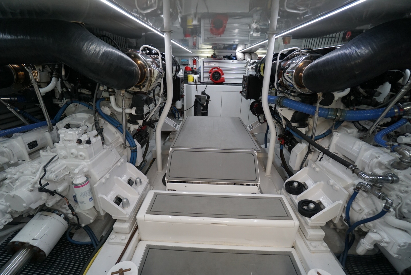 67ft F amp S Yacht For Sale
