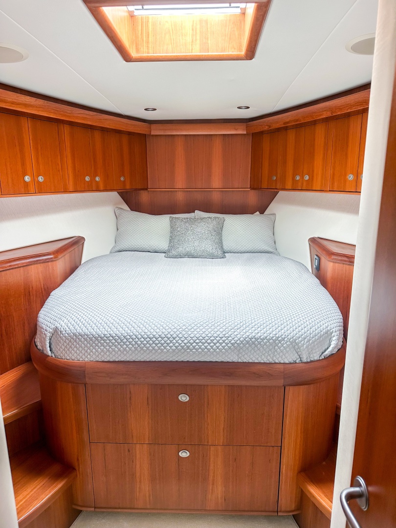 67ft F amp S Yacht For Sale