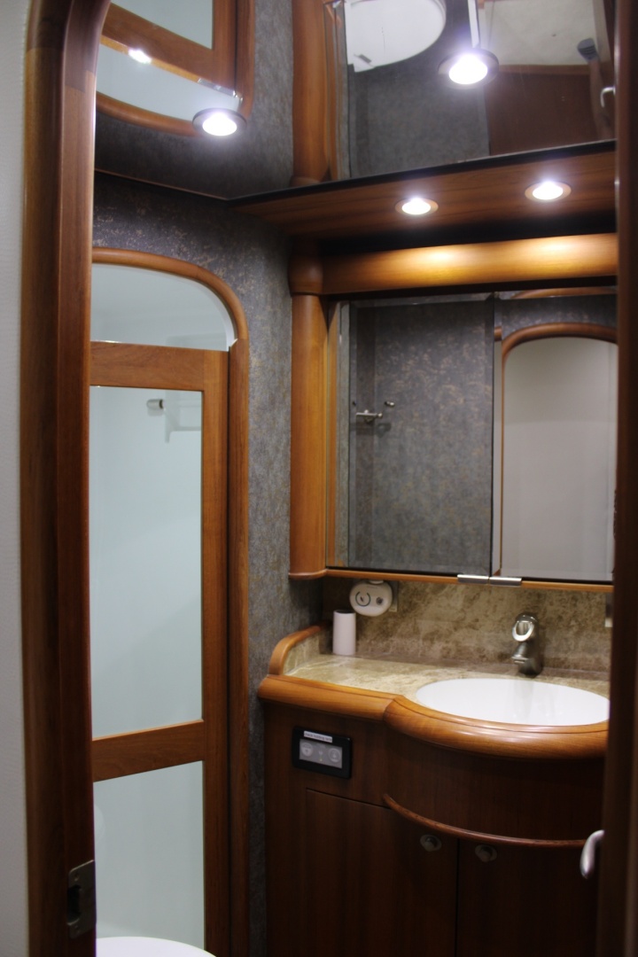 67ft F amp S Yacht For Sale