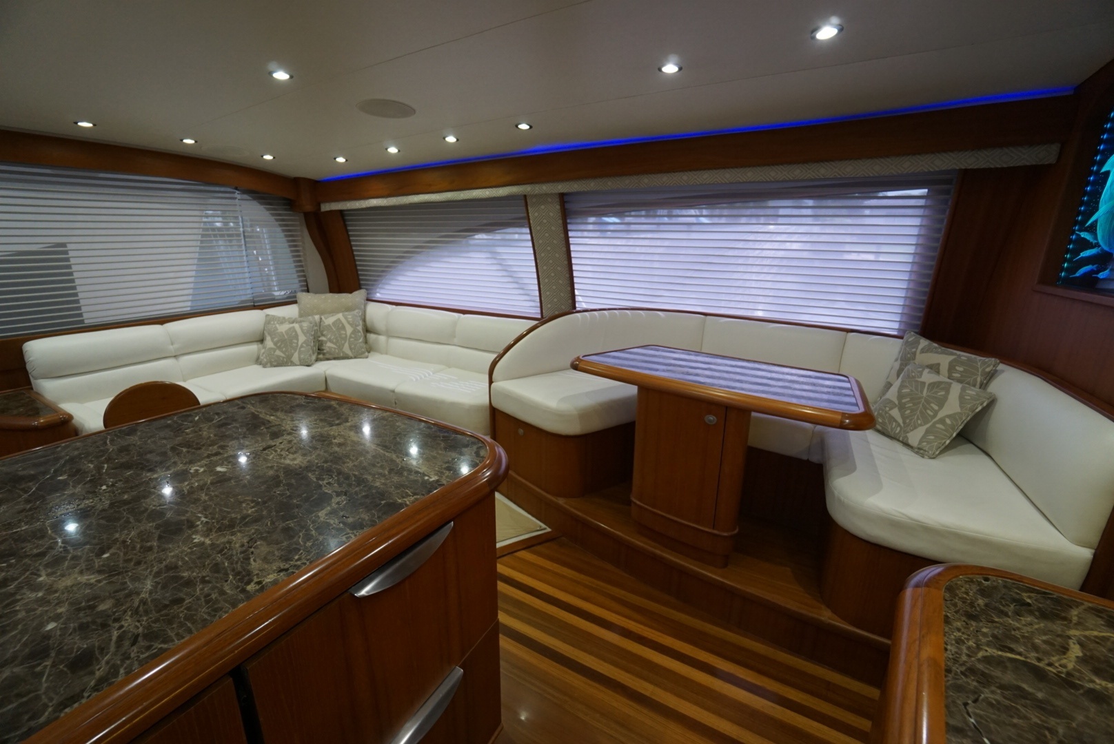 67ft F amp S Yacht For Sale