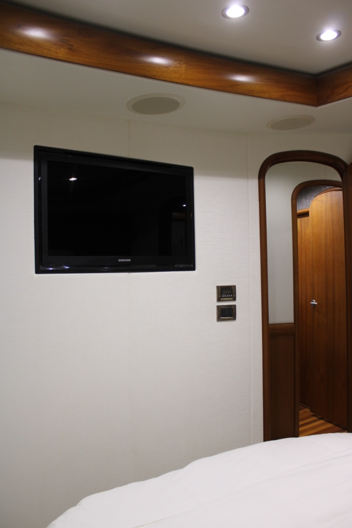 67ft F amp S Yacht For Sale