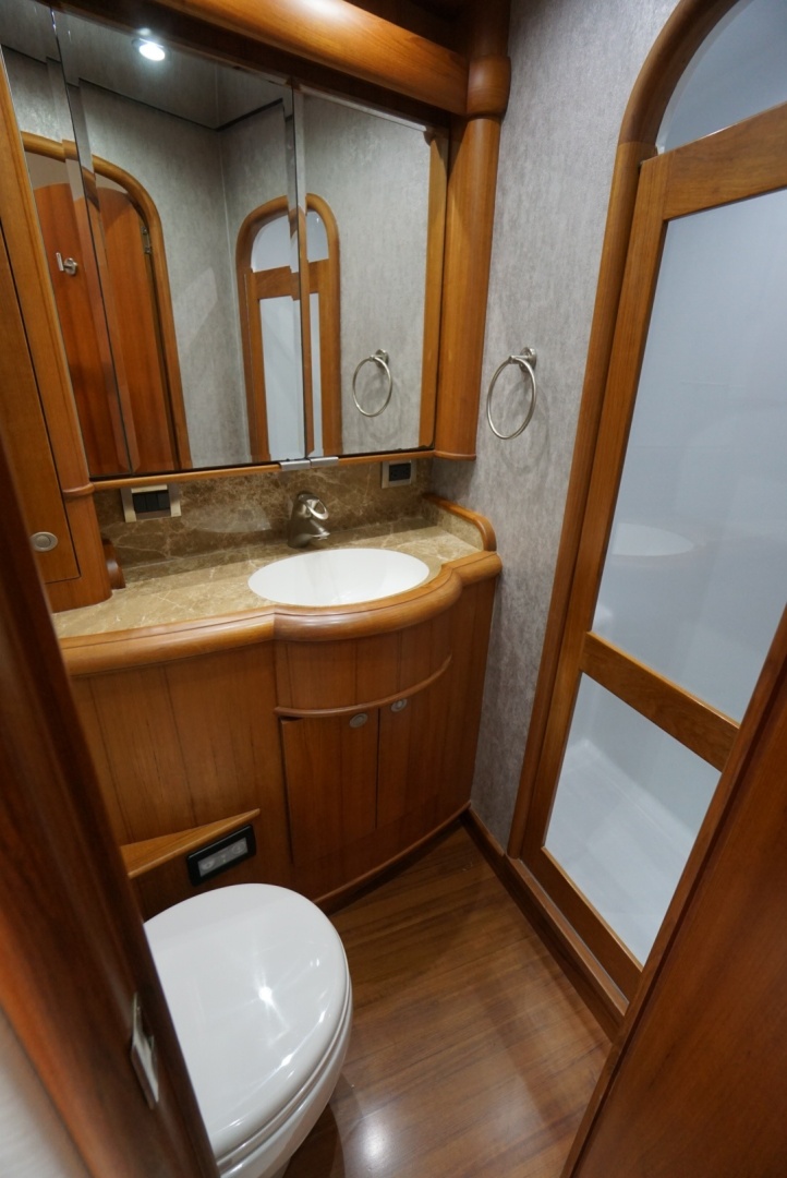 67ft F amp S Yacht For Sale
