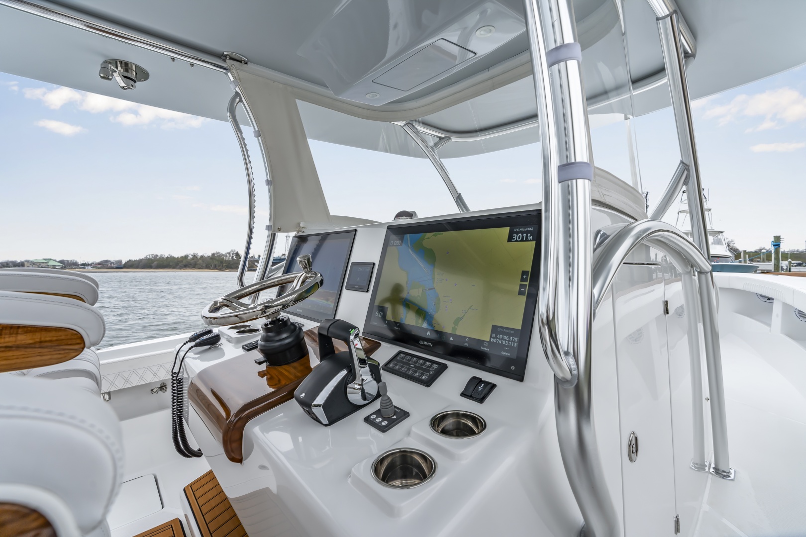 39ft Front Runner Yacht For Sale
