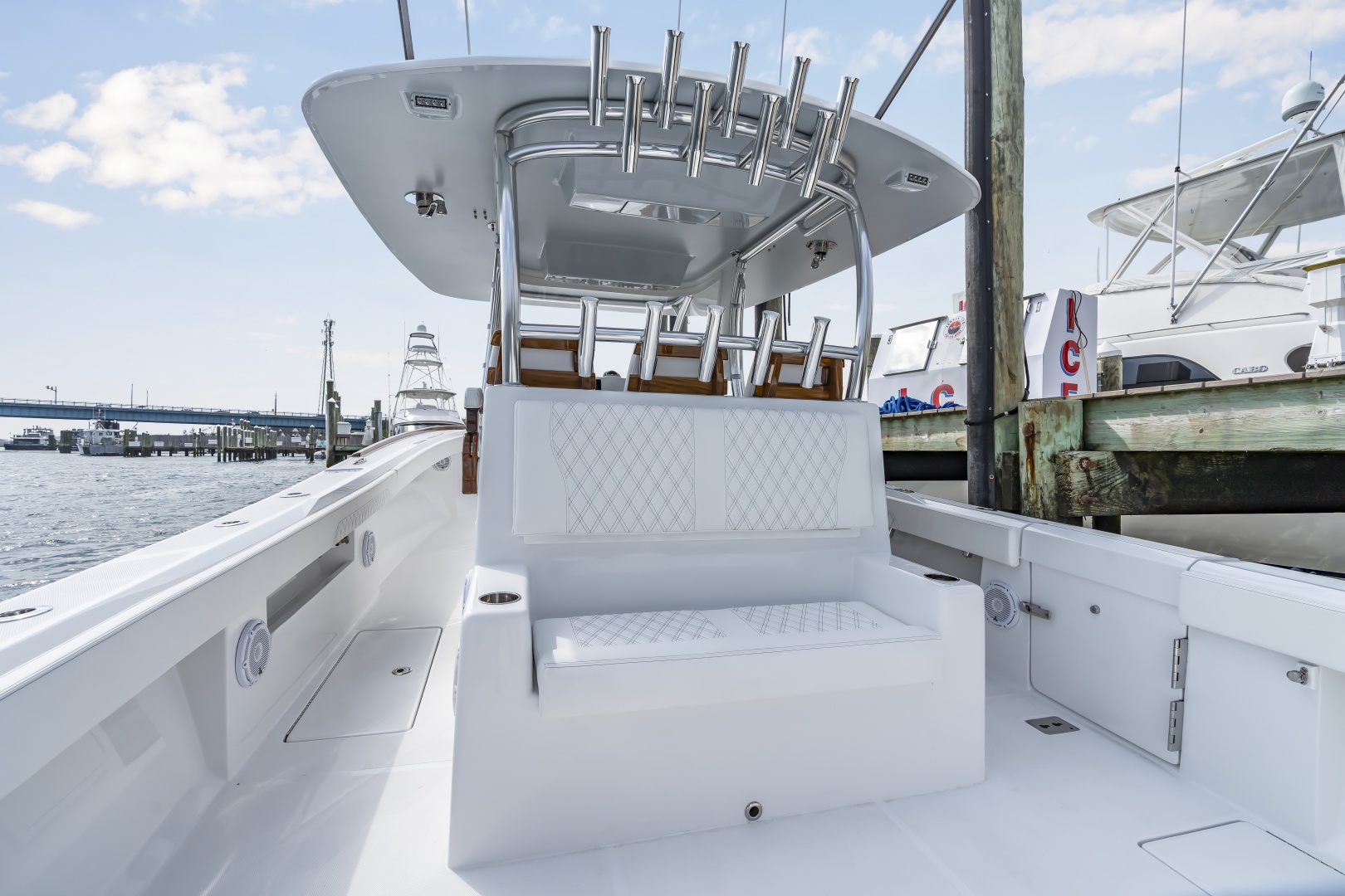 39ft Front Runner Yacht For Sale