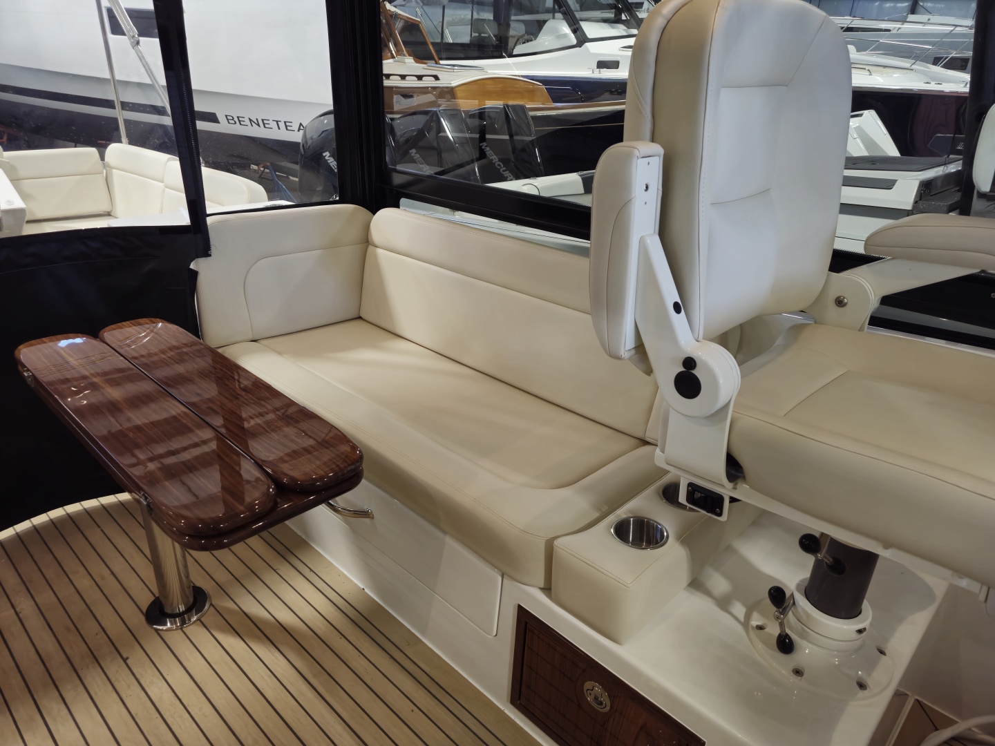 The Sunshine Crew 38ft MJM Yacht For Sale