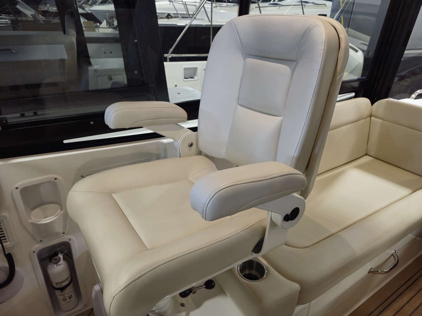 The Sunshine Crew 38ft MJM Yacht For Sale