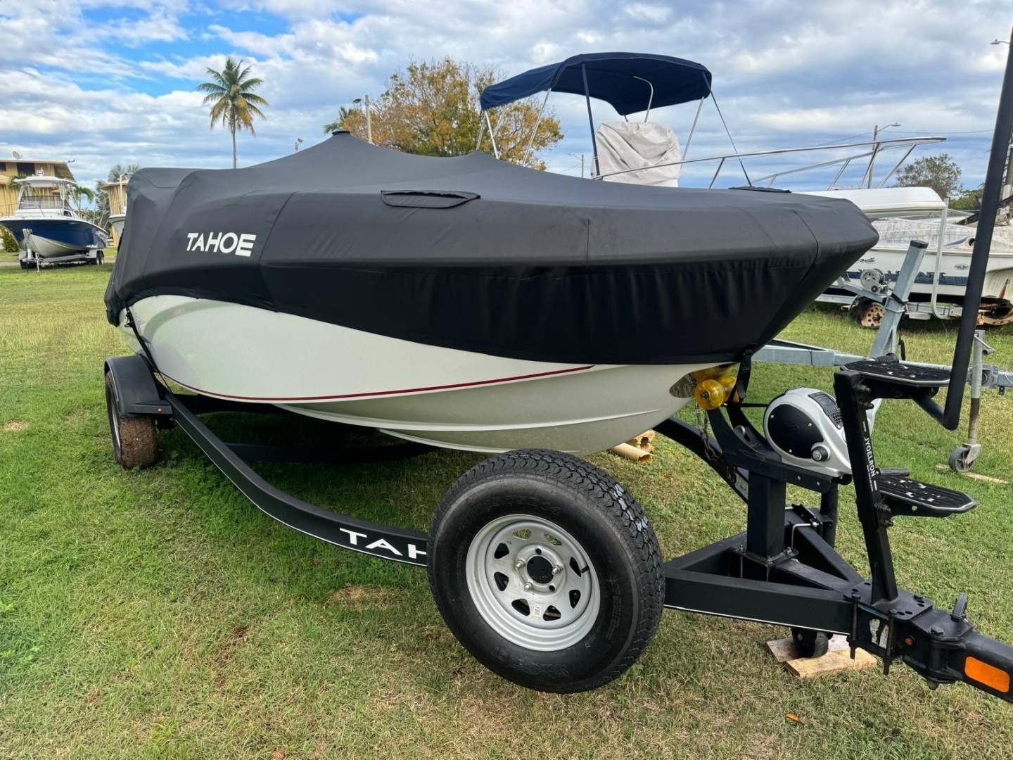 18ft Tahoe Yacht For Sale