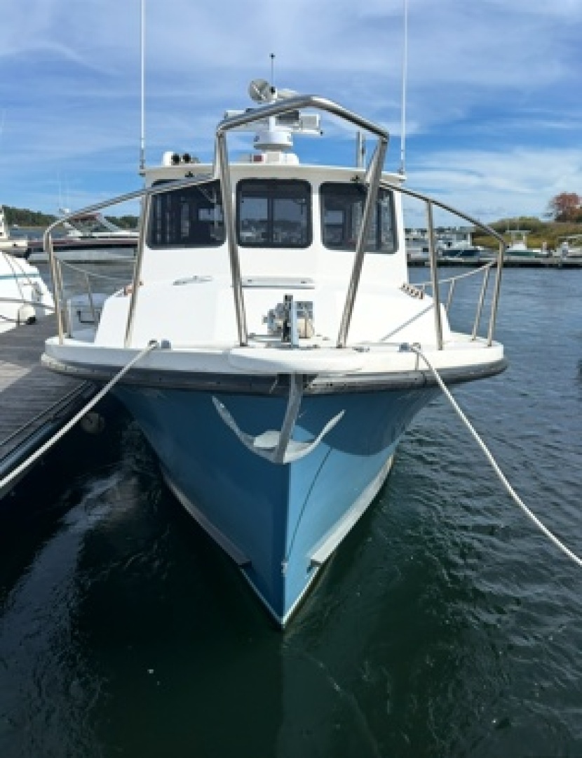 REEL EASY 35ft Eastern Yacht For Sale