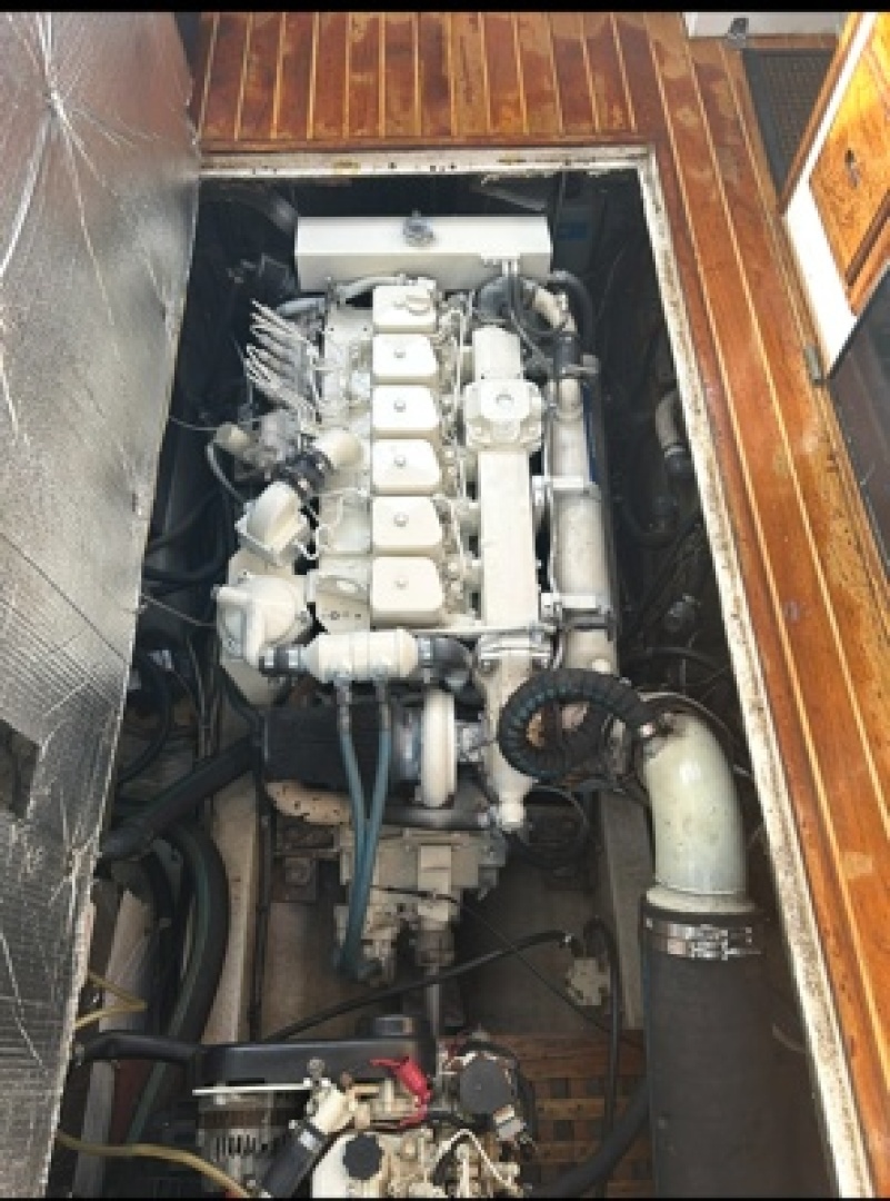 REEL EASY 35ft Eastern Yacht For Sale