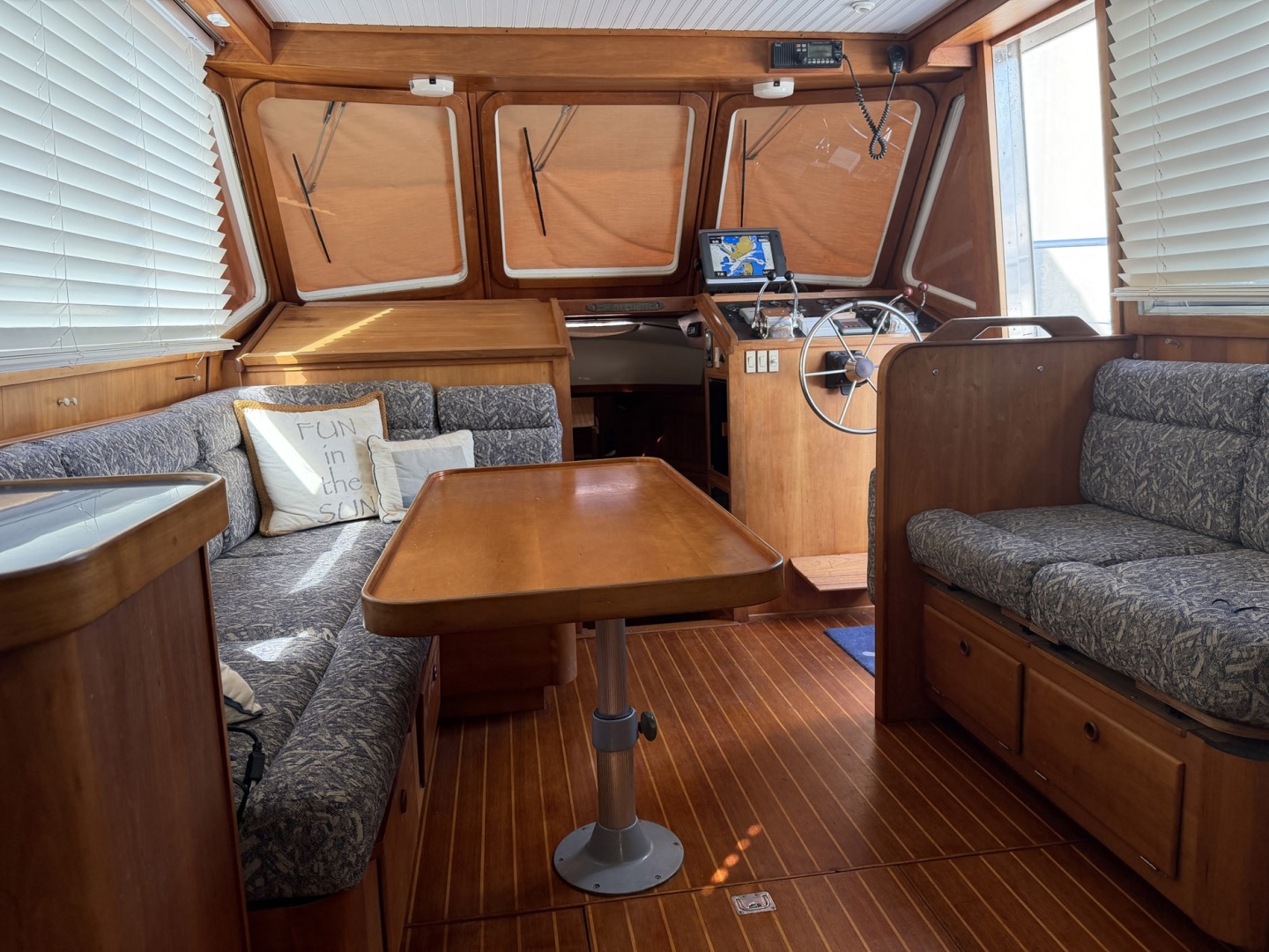 TRES DIAS III 36ft Sabreline Yacht For Sale