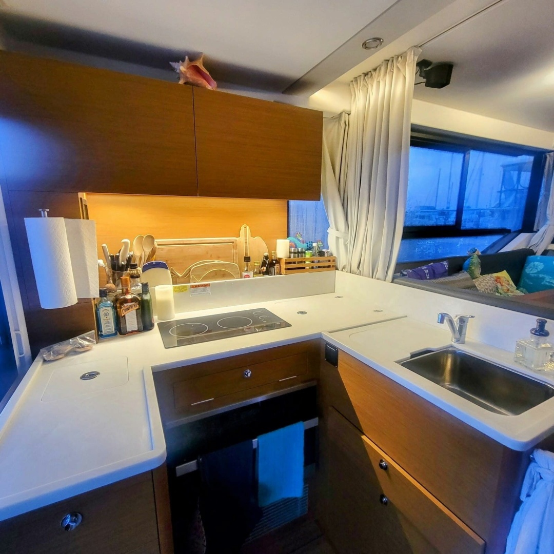 Encantada 41ft Beneteau Yacht For Sale