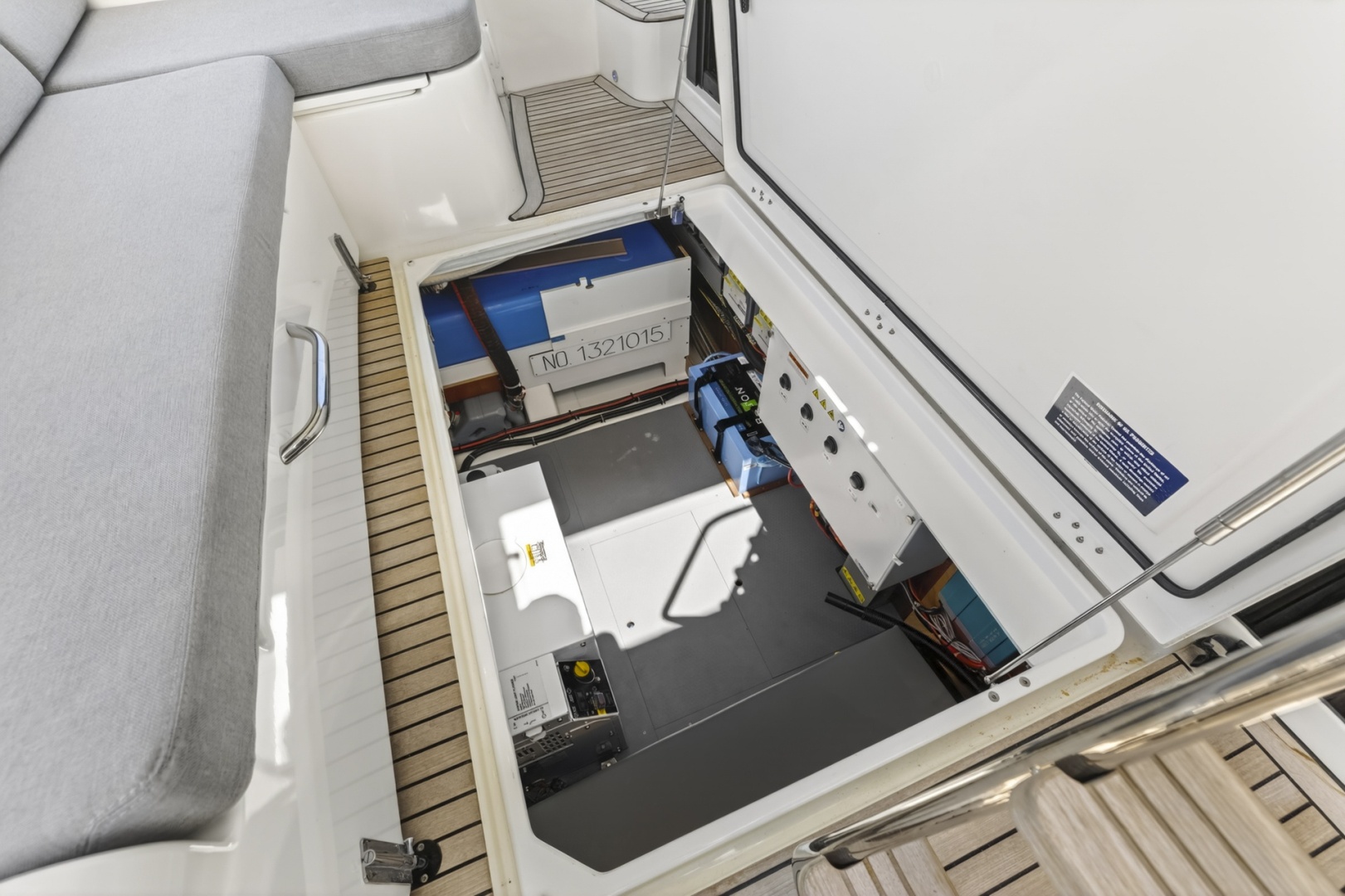 2022 Beneteau Swift Trawler 41 Fly