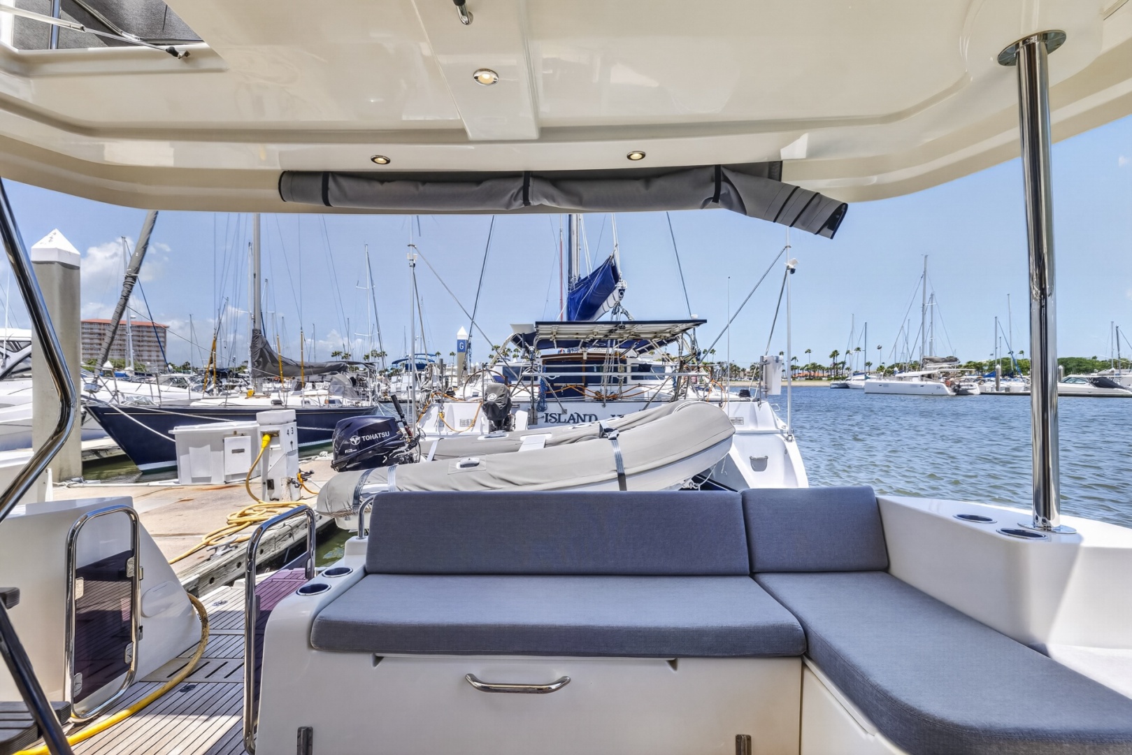 2022 Beneteau Swift Trawler 41 Fly