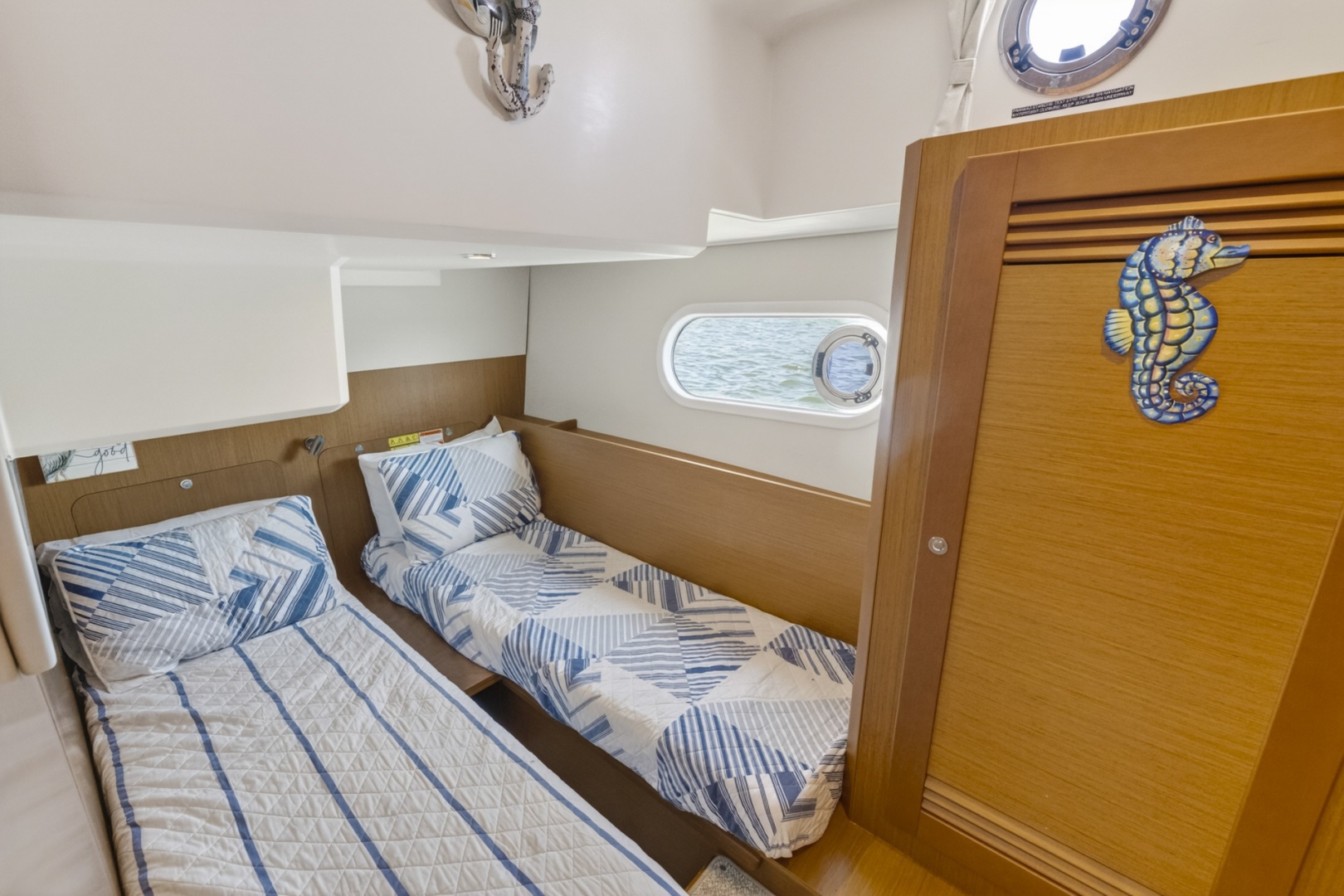 2022 Beneteau Swift Trawler 41 Fly