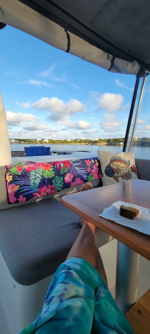 2022 Beneteau Swift Trawler 41 Fly