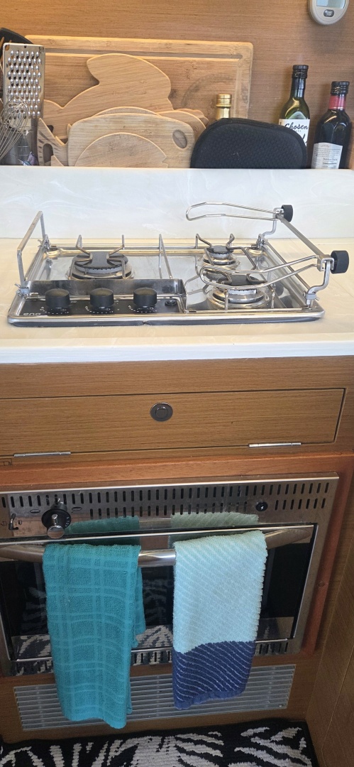 Encantada 41ft Beneteau Yacht For Sale