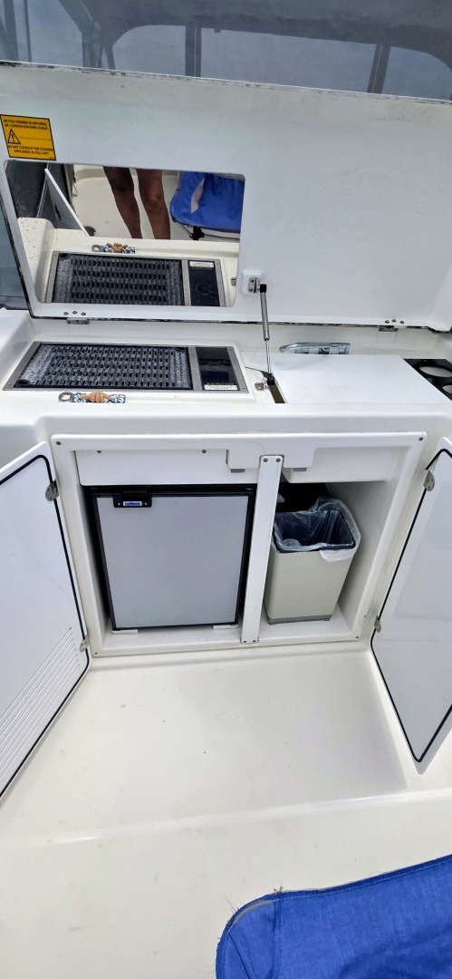 2022 Beneteau Swift Trawler 41 Fly