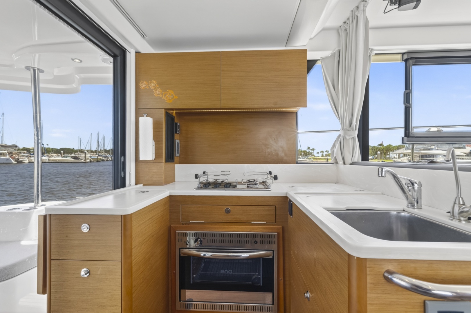 2022 Beneteau Swift Trawler 41 Fly