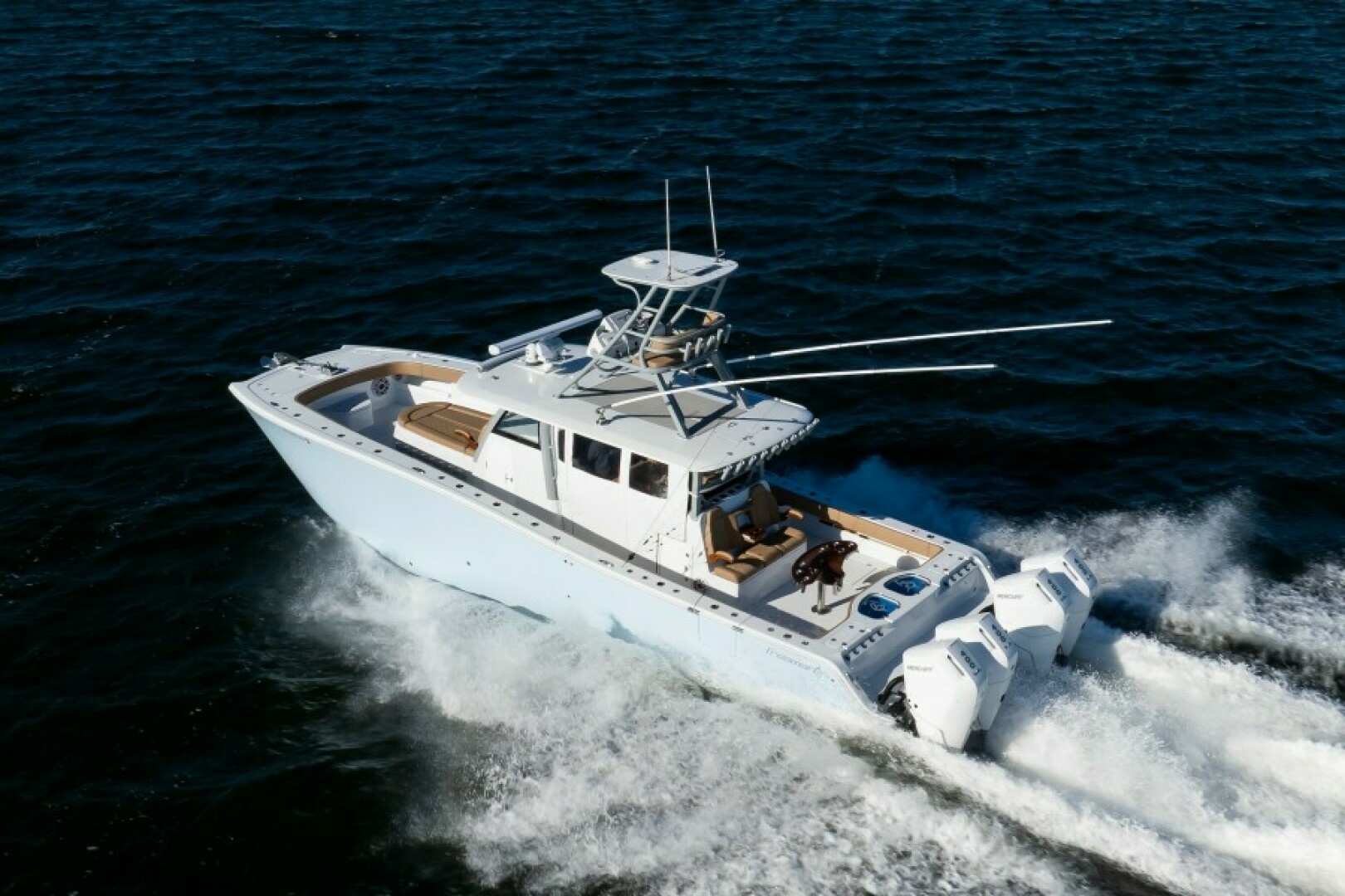 Freeman 43 Center Console