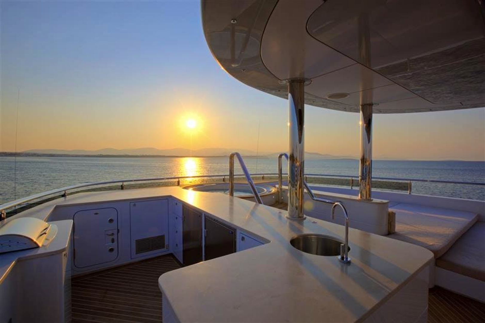 SHU U RITE 111ft Curvelle Yacht For Sale