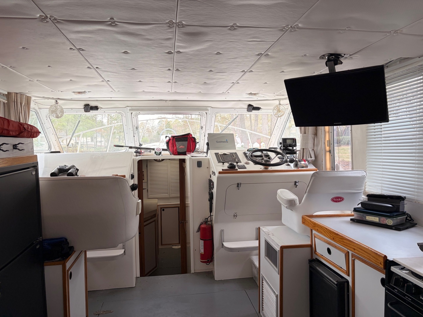 42ft Provincial Yacht For Sale