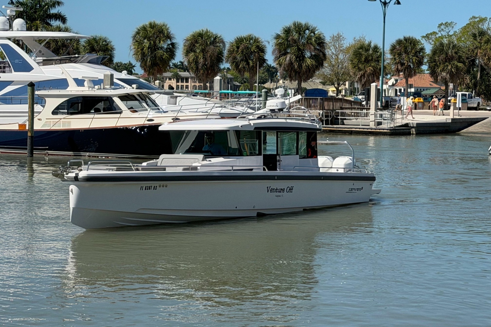 2018 Axopar 37 Cabin