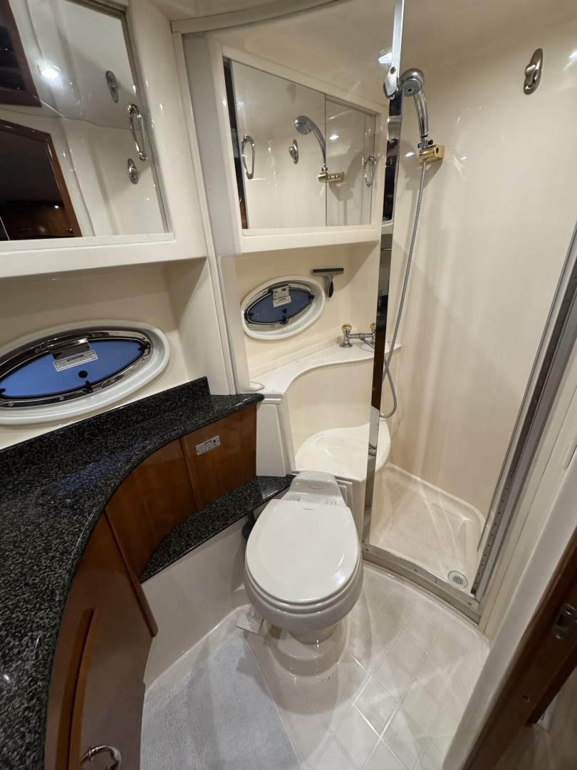 46ft Carver Yacht For Sale