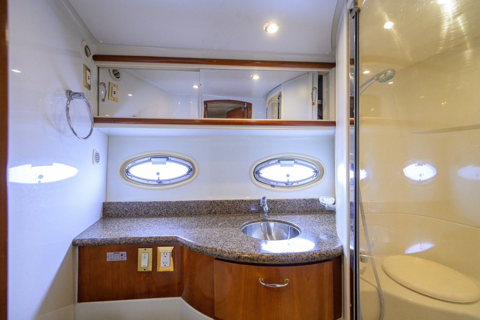 Carver 444 - Great Adventure