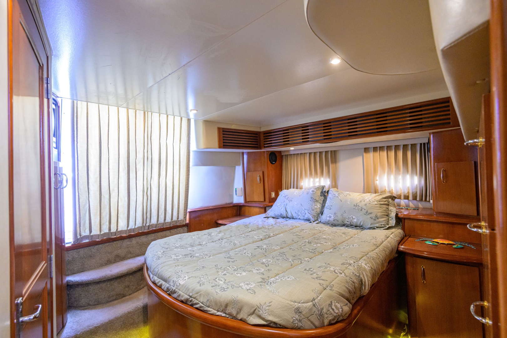 Carver 444 - Great Adventure