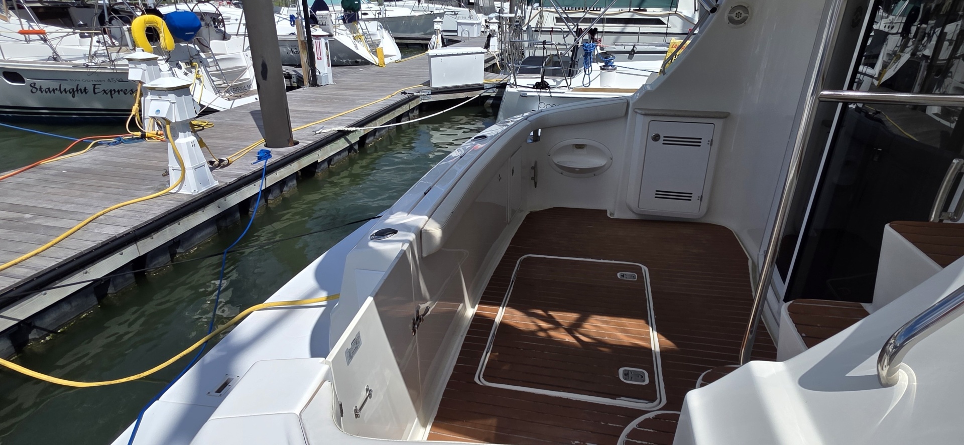 Silverton 39 Motor Yacht — MI RINCON - Photo 7
